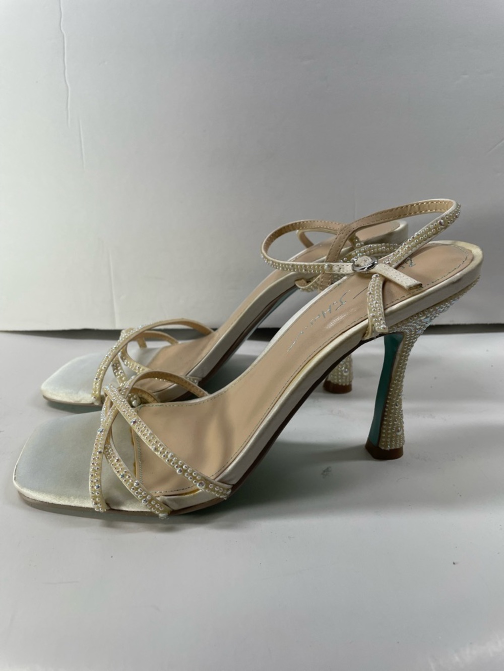 Betsey Johnson Pearl Embellished Ivory Strappy Heels women size 7.5